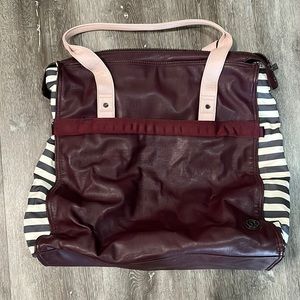 Lululemon tote bag